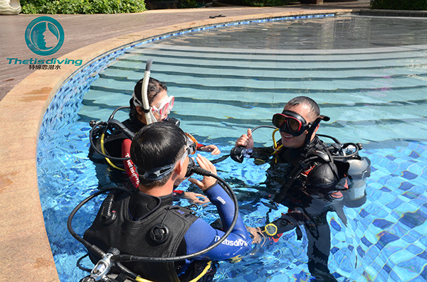 12/12正式上線！PADI 最新課程【休閑潛水員Resort Diver】 丨 一天拿證，潛遍全球